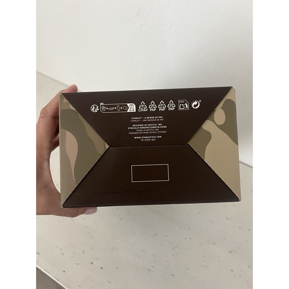 POST MALONE X STANLEY QUENCHER® H2.0 FLOWSTATE™ TUMBLER 40 OZ READY TO SHIP - Picture 13 of 13